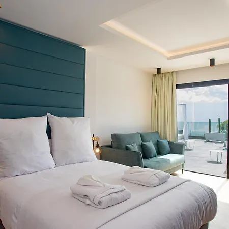 Villa Infinity